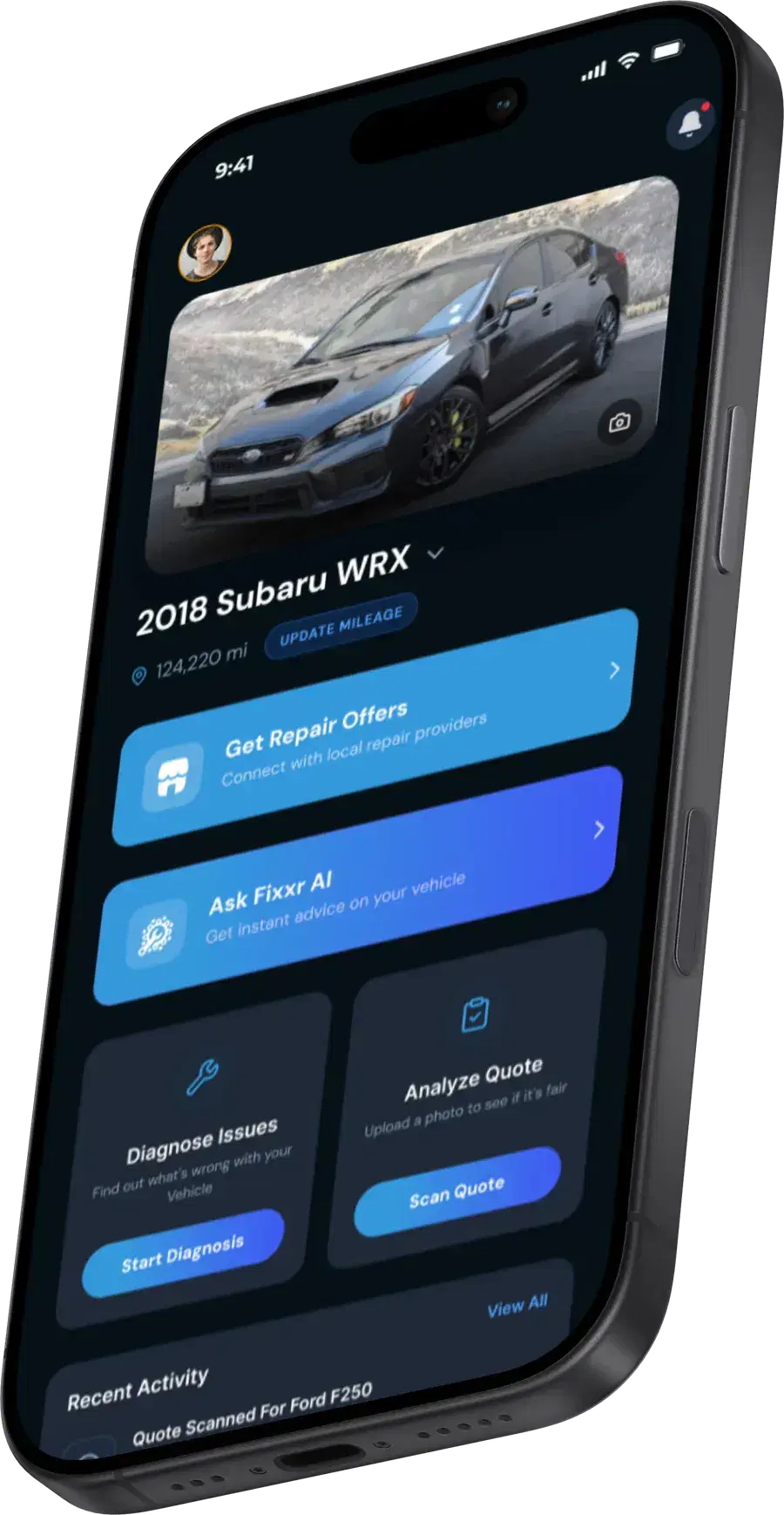 The Fixxr app home screen with the driver's vehicle, repair offers, the Fixxr assistant, diagnostics, and quote analysis